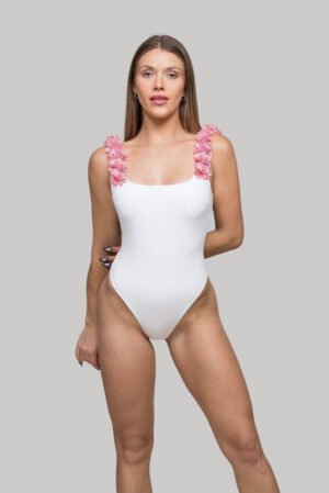 MODELO CLARISSA BLANCO